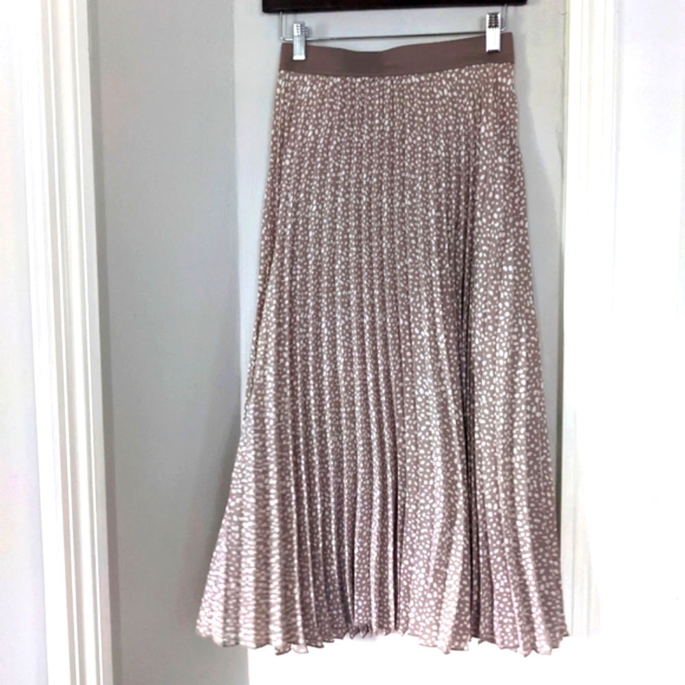Vince Camuto Pleated Midi Skirt